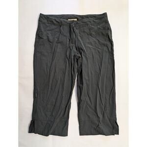 Exofficio Capri Pants Womens Size 10 Black Flat Front Hiking Travel Pocket Cargo